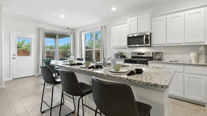 Property Photo: 428 Sunday Silence Way TX 76049