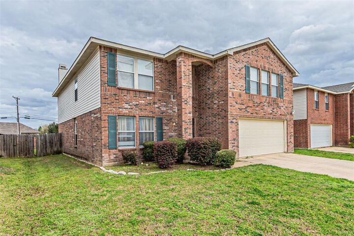Property Photo:  3016 Cesareo Drive  TX 75052 