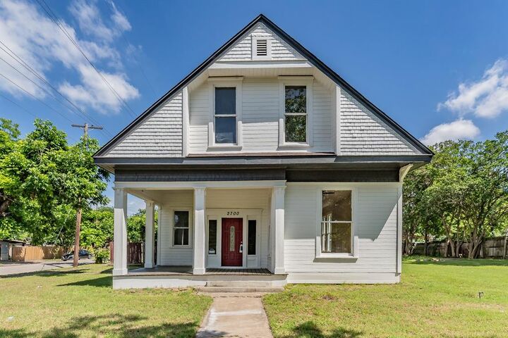 Property Photo: 2700 Grim Avenue TX 76707