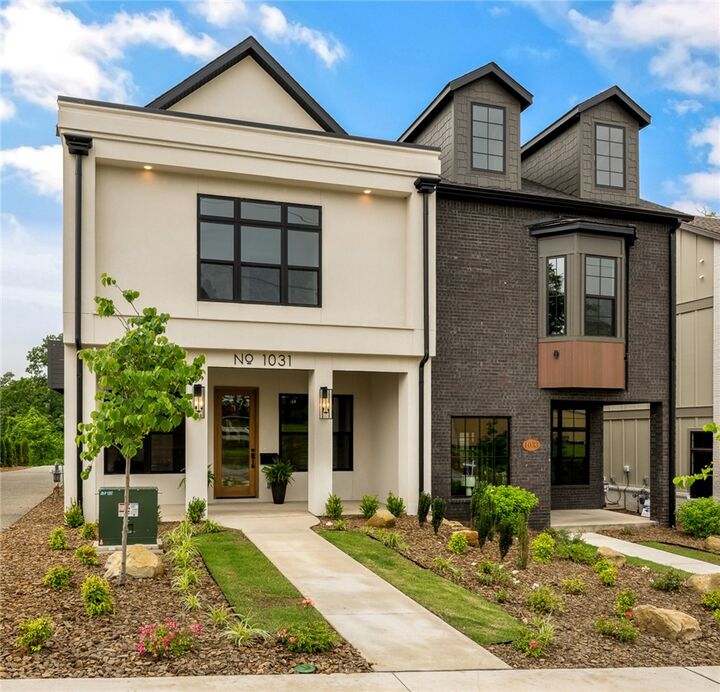 Property Photo:  1031 NW A Street  AR 72712 