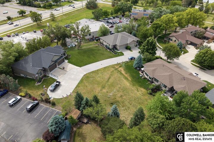 Property Photo:  2921 Park Place Court  NE 68506 