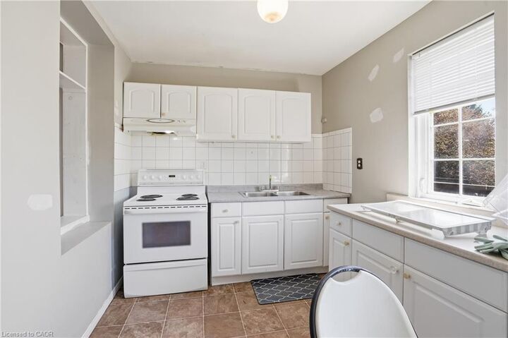 Property Photo: 256 Bay Street N ON L8L 1M3