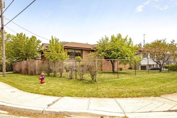 Property Photo: 381 Red Oak Avenue ON L8E 2C5