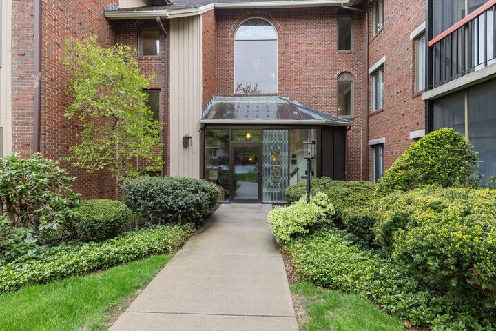 Property Photo: 770 Salisbury St 346 MA 01609