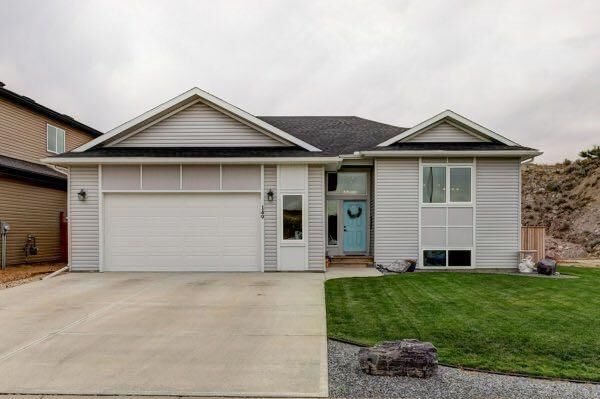 149 10 Avenue SE — photo 1