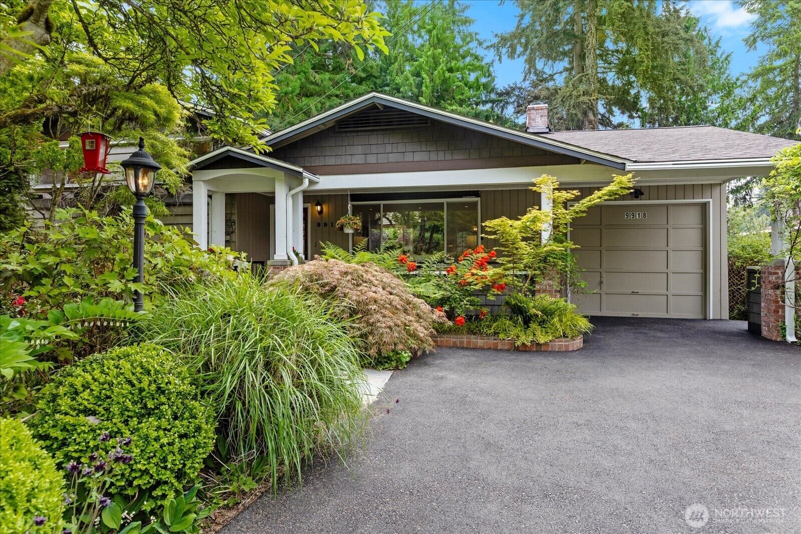 Property Photo: 9918 227th Place SW WA 98020