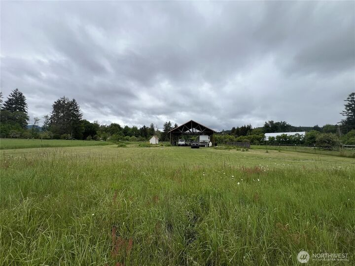 Property Photo:  1899  State Route 506  WA 98593 