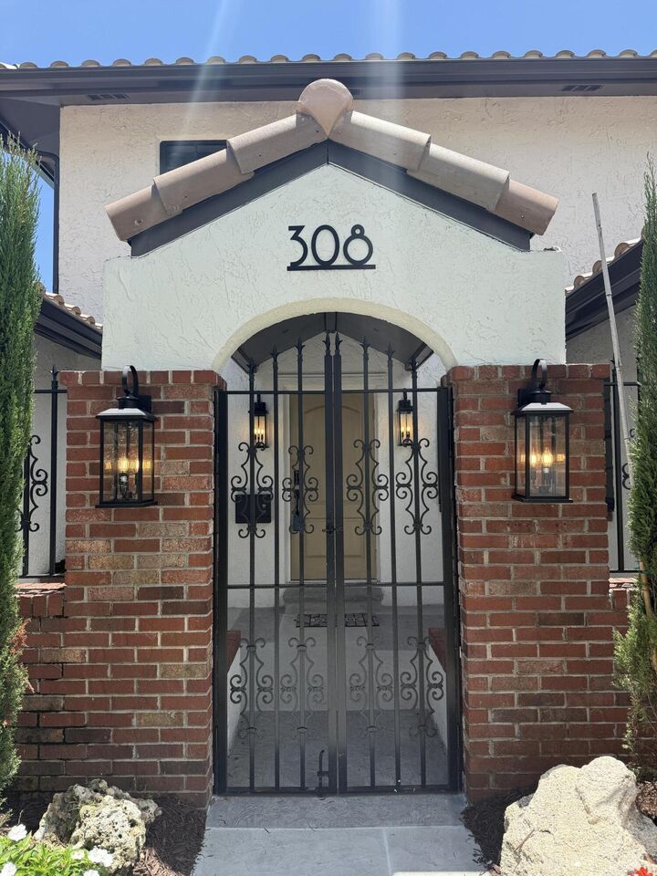 Property Photo:  308 Greymon  FL 33405 