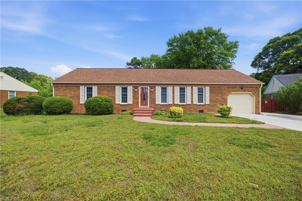 Property Photo:  705 Caravelle Dr  VA 23322 