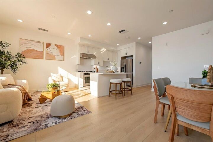 Property Photo:  2026 Terracotta Court  CA 95035 