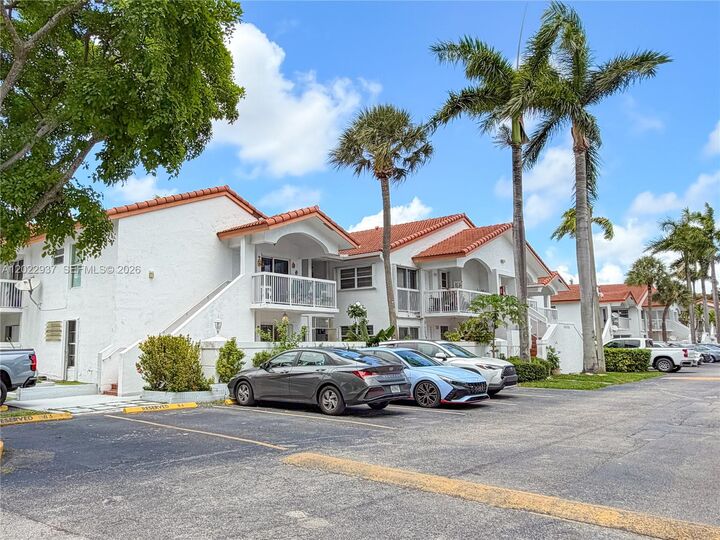 Property Photo:  15355 SW 76th Ter 106  FL 33193 