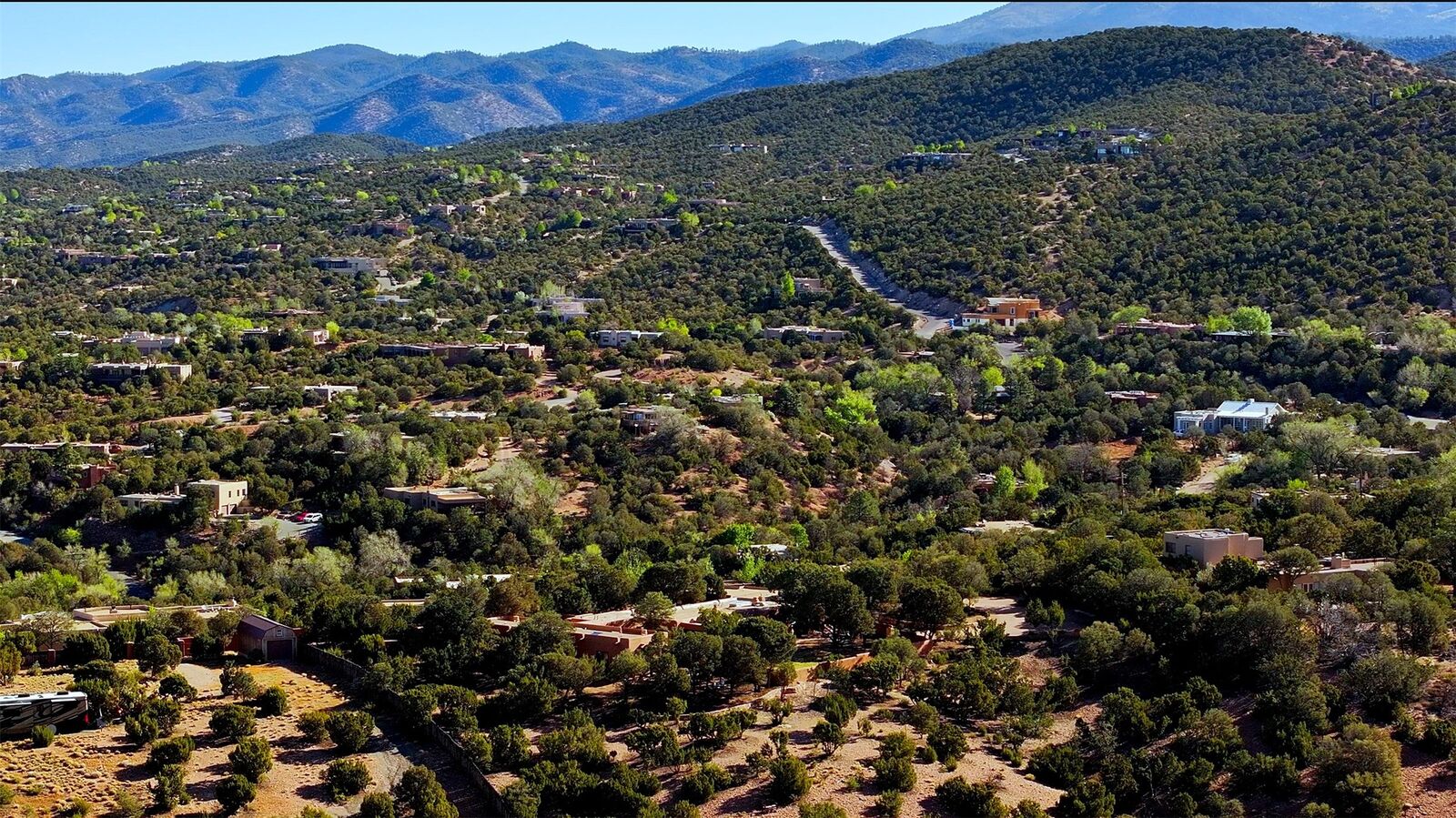 Property Photo:  946 Cerro De La Paz  NM 87501 