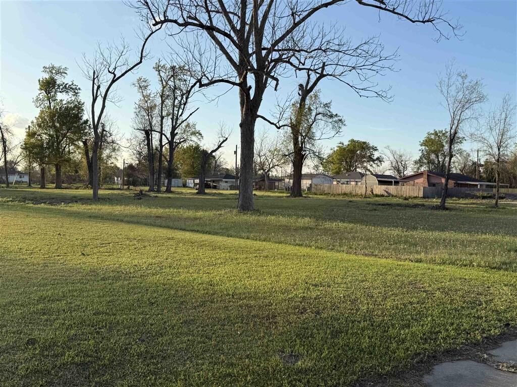 Property Photo: Tbd Lot 7 Adams Street LA 70601