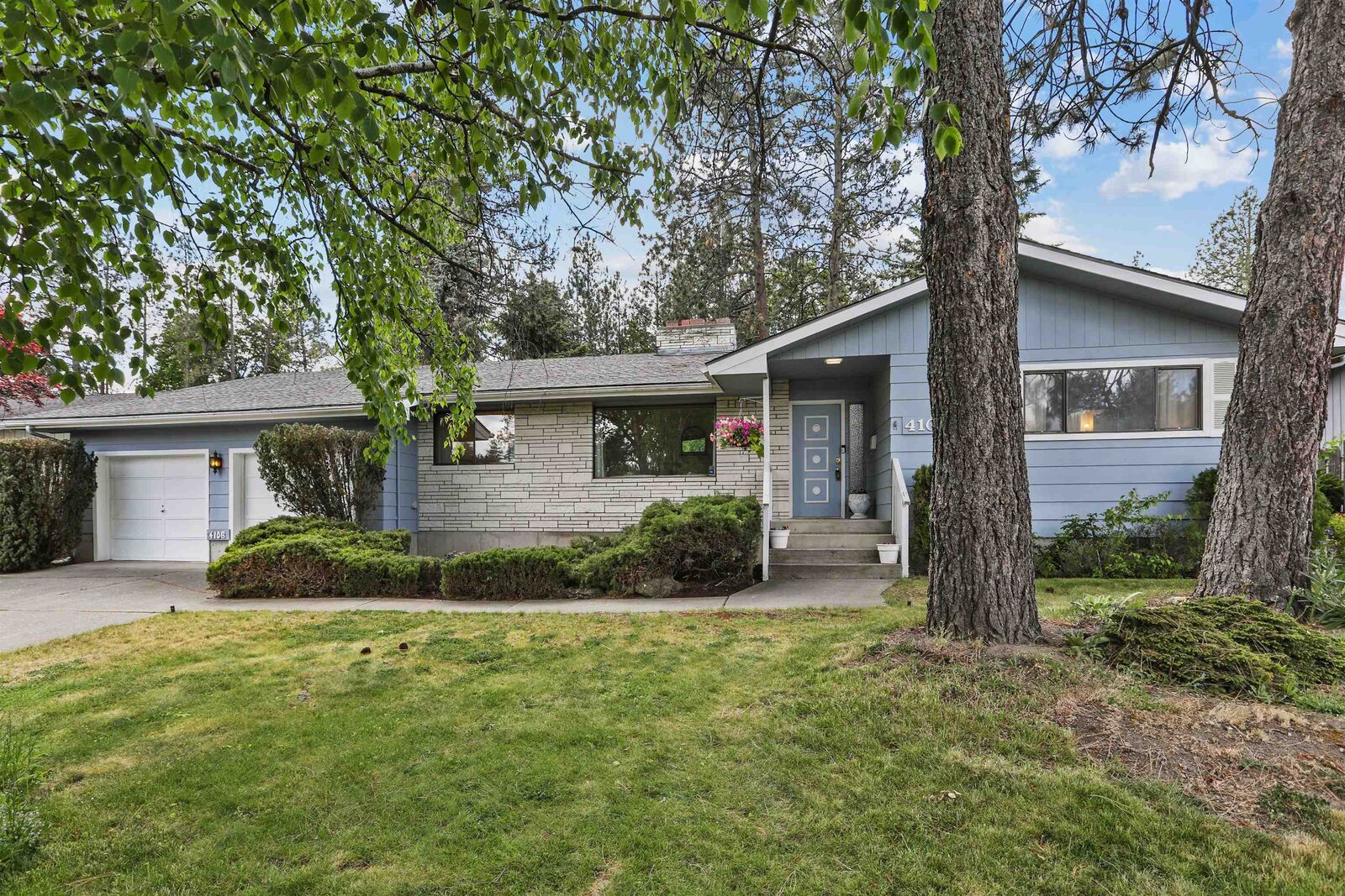 Property Photo: 4106 S Martin St WA 99203