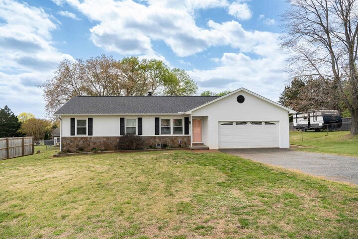 Property Photo: 107 Cauthen Court SC 29369