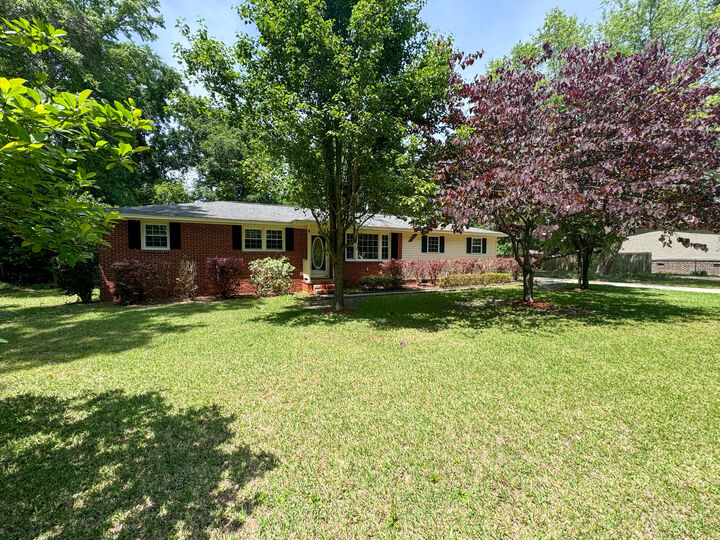 Property Photo: 2193 Lakeshore Drive SC 29102