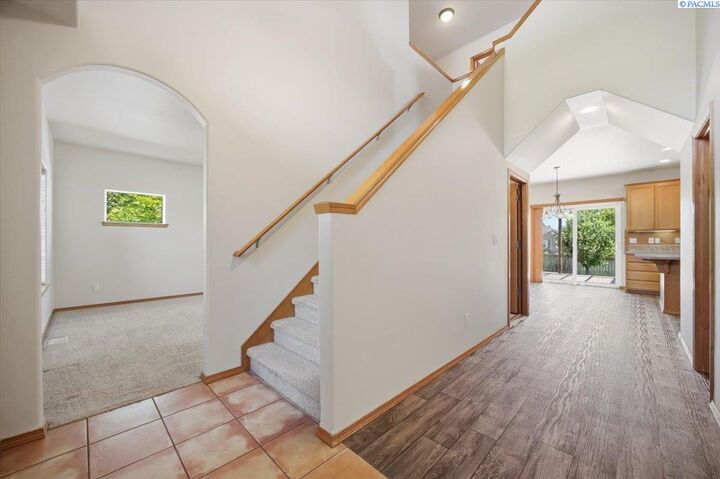 Property Photo: 1101 S Grant Street WA 99338