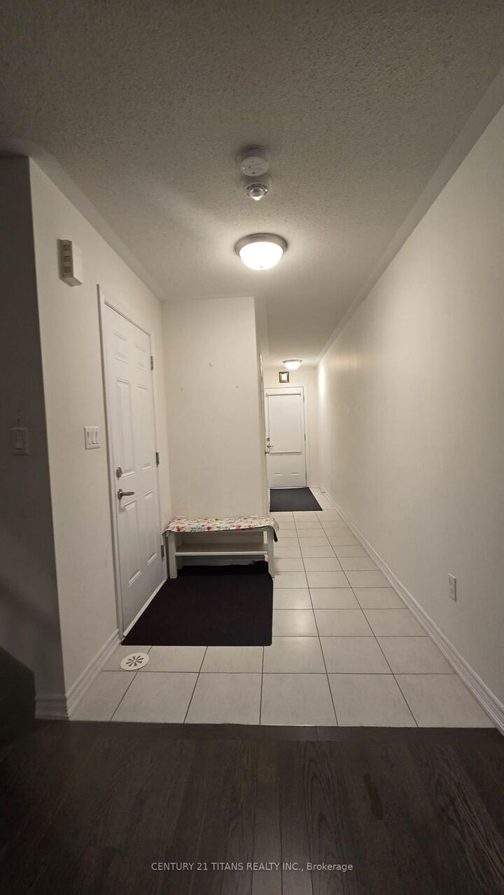 Property Photo:  6 Westbury Way  ON L1M 0L9 