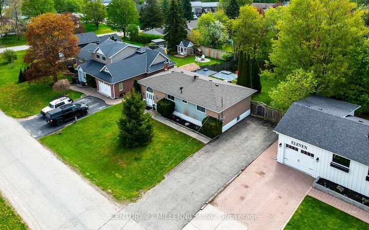 Photo de la propriété: 13 Ellen Crescent ON N0B 1Z0