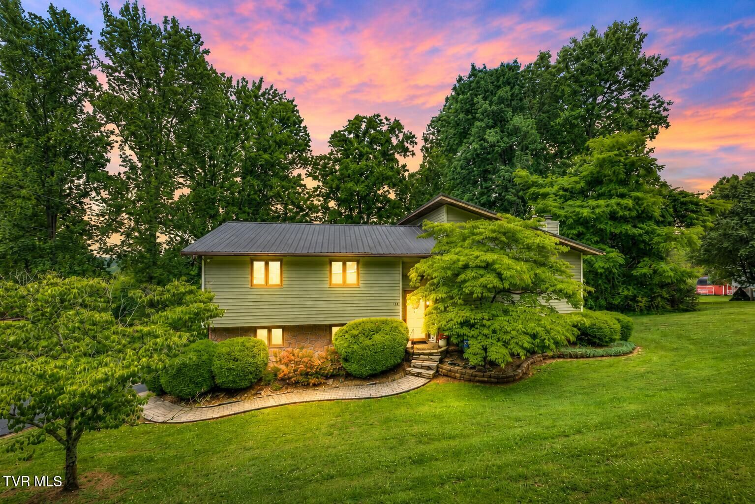 Property Photo:  198 Highland Road  TN 37659 