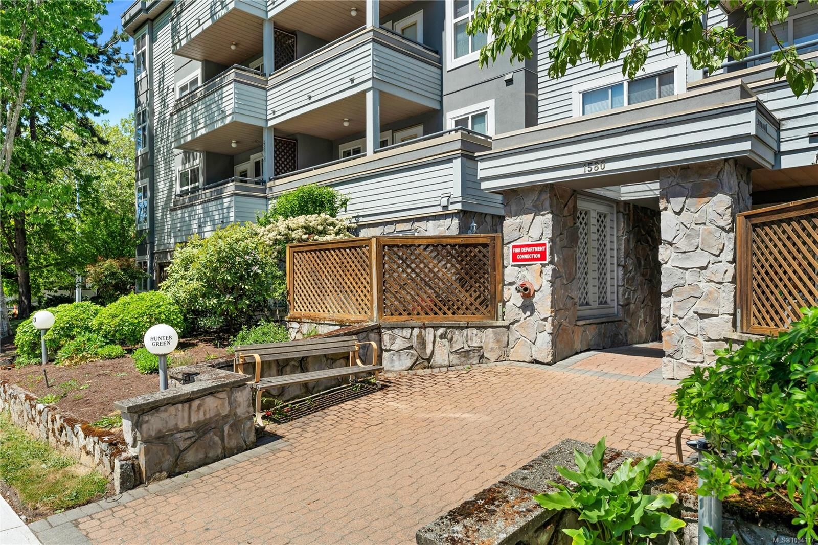 Property Photo: 1580 Christmas Ave #104 BC V8P 2X2