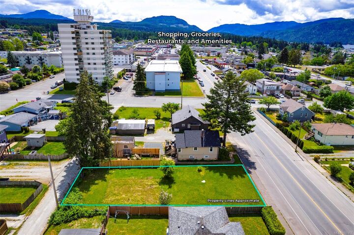 Property Photo:  3919 10th Ave  BC V9Y 4X1 