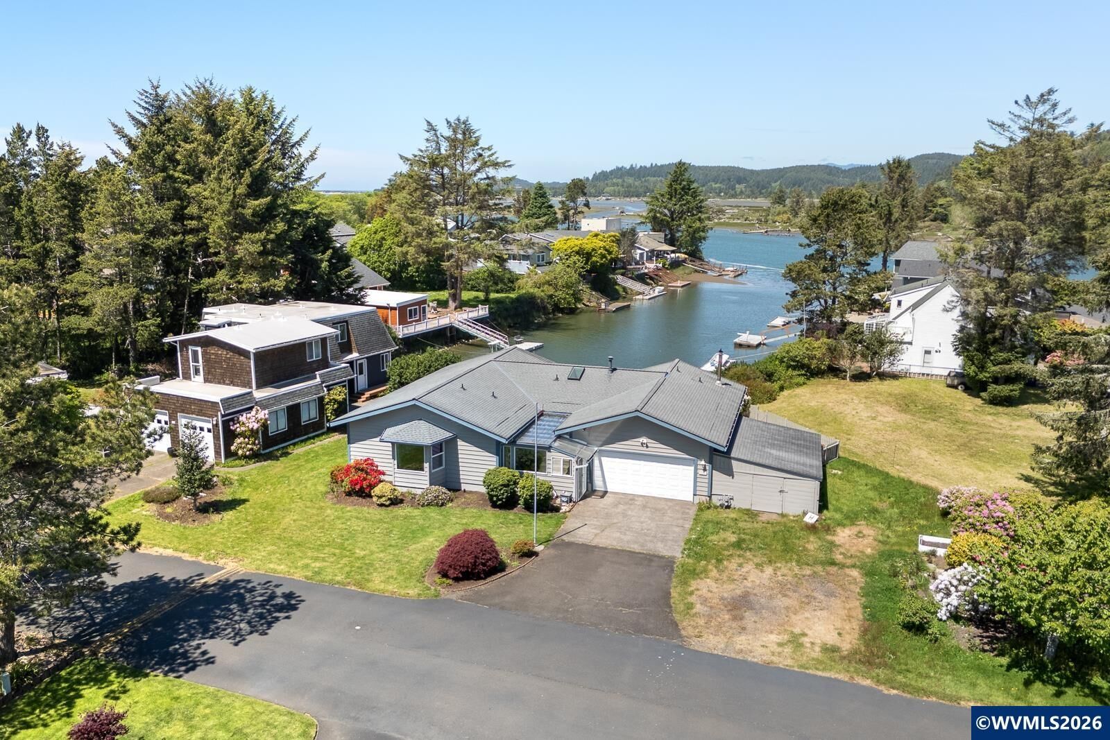 Property Photo:  9215 Trout Pl  OR 97388 