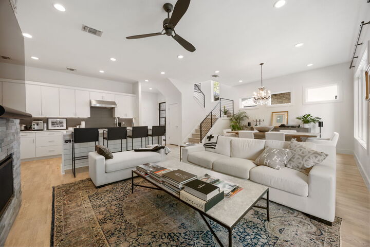 Property Photo:  901 Bouldin Avenue A  TX 78704 