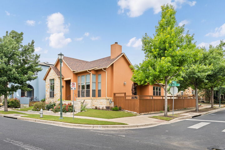 Property Photo: 2632 Tom Miller Street TX 78723