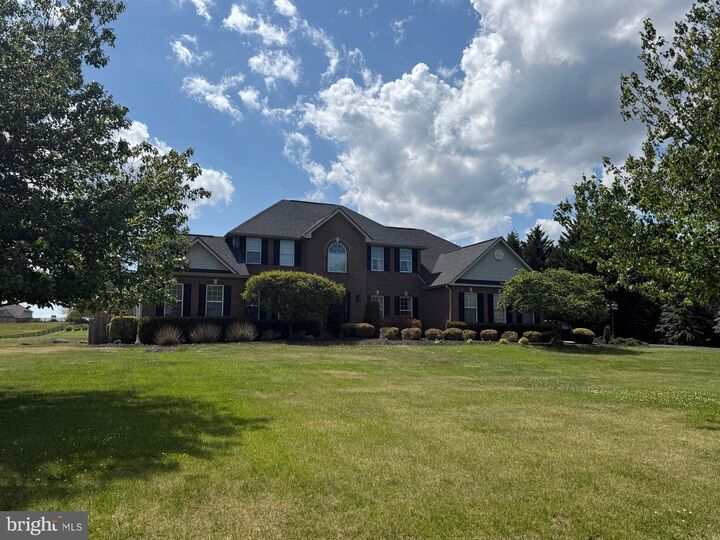 Property Photo: 104 Grasmere Drive WV 25414