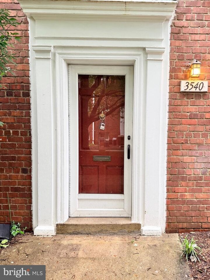 Property Photo:  3540 Martha Custis Drive  VA 22302 