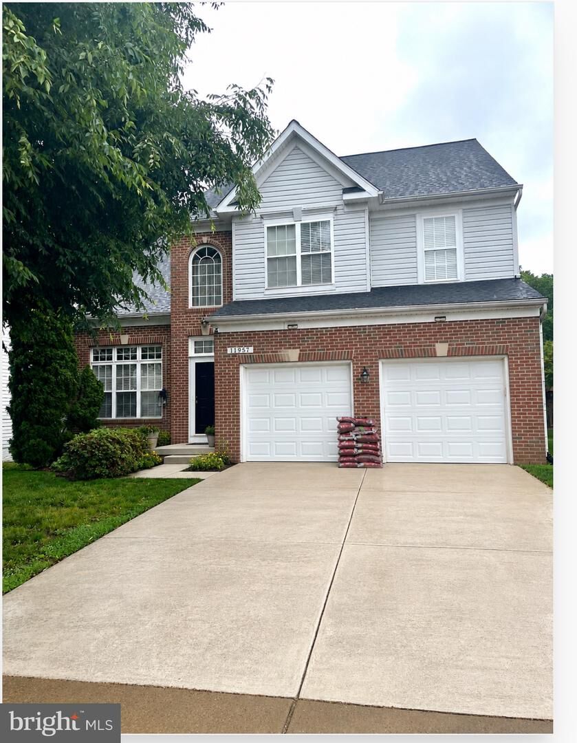 Property Photo:  11957 Molly Pitcher Circle  VA 20109 