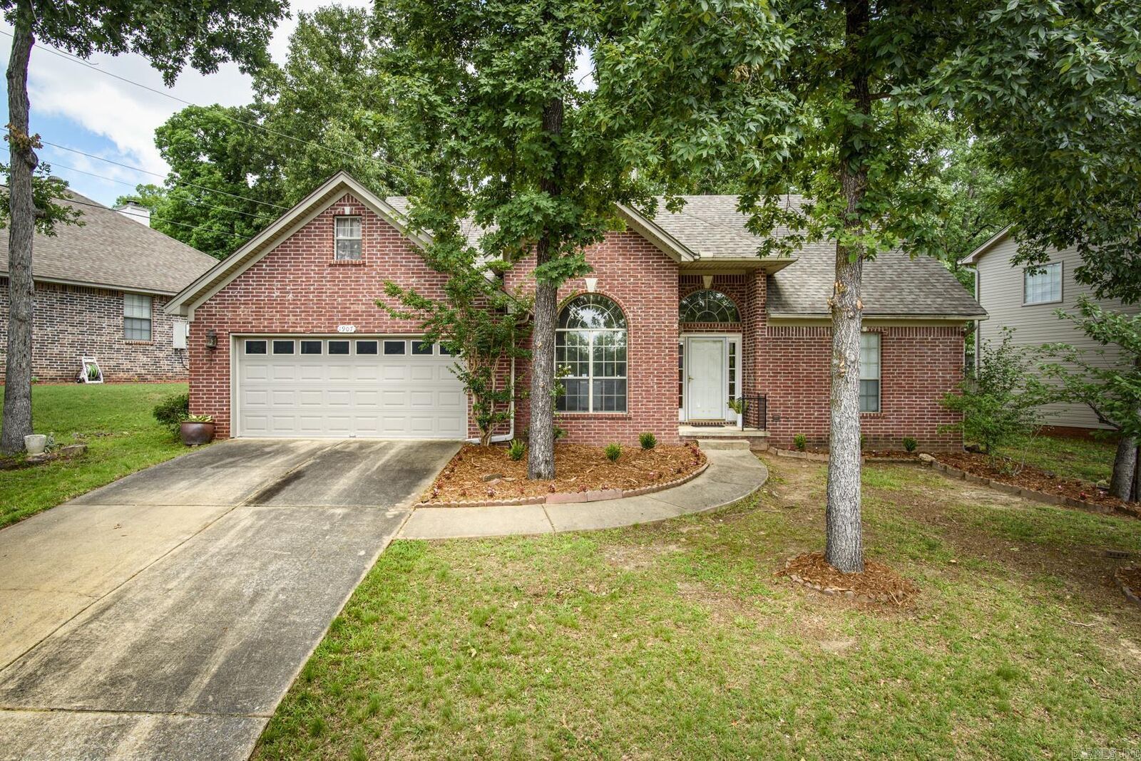Property Photo:  1907 Cherrybend Drive  AR 72211 