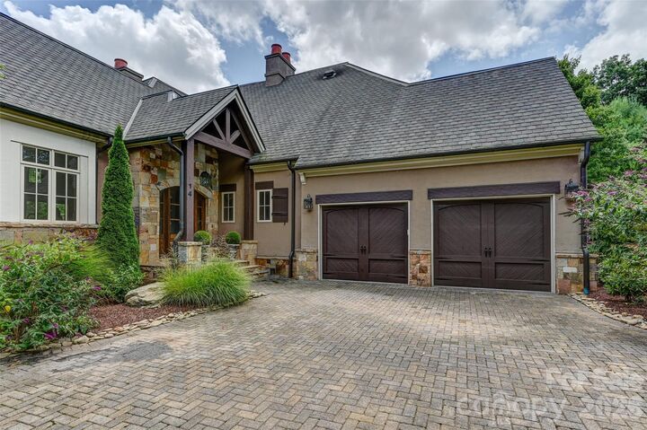 Property Photo:  14 Foxbridge Way 34A  NC 28704 