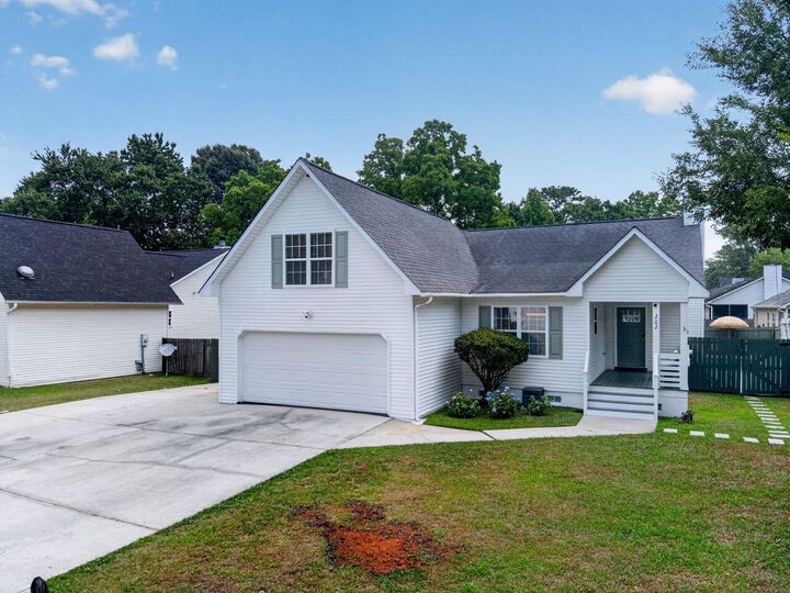 Property Photo:  202 Cane Break Lane  SC 29445 