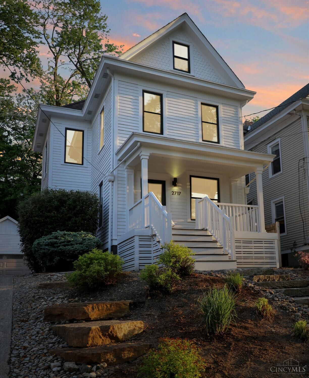 Property Photo: 2717 Arbor Avenue OH 45209