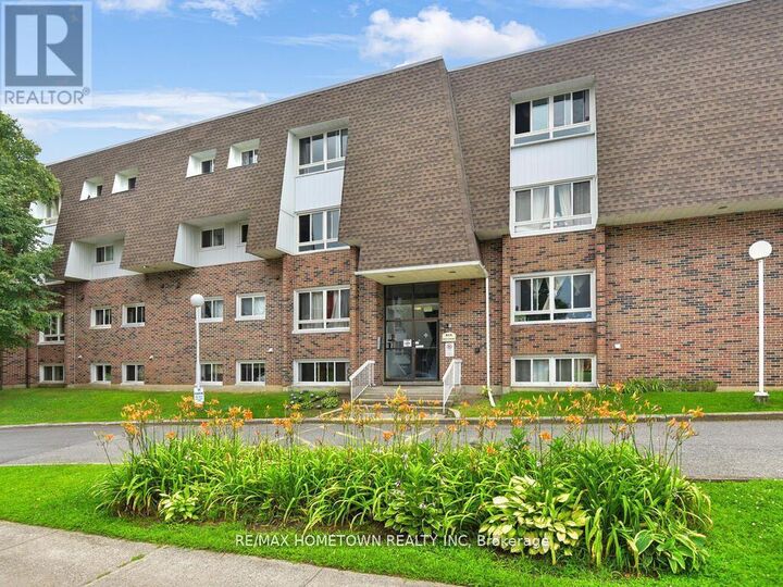 815 Kyle Court G11 — photo 1