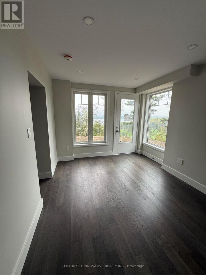 Property Photo:  3 Tree Tops Lane 204  ON P1H 1A9 