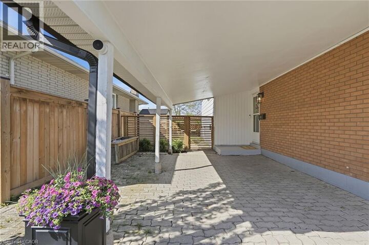 Property Photo:  9 Reno Avenue  ON L8T 2S5 