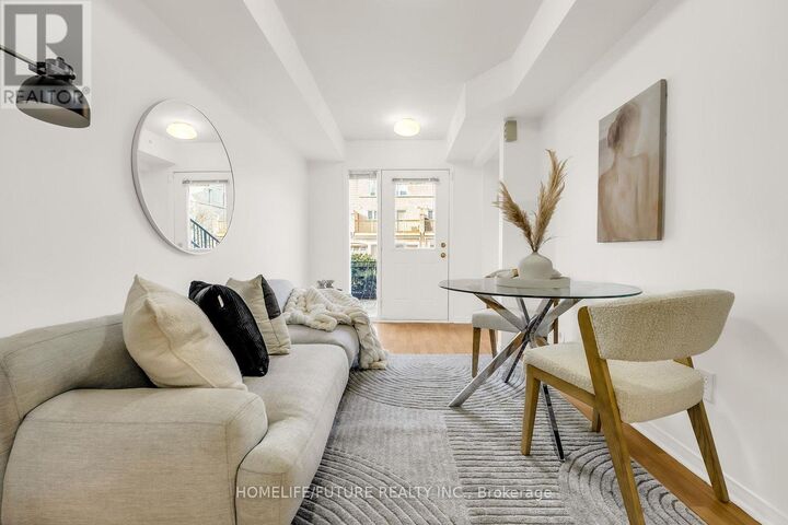 Property Photo:  4975 Southampton Drive 276  ON L5M 8E5 