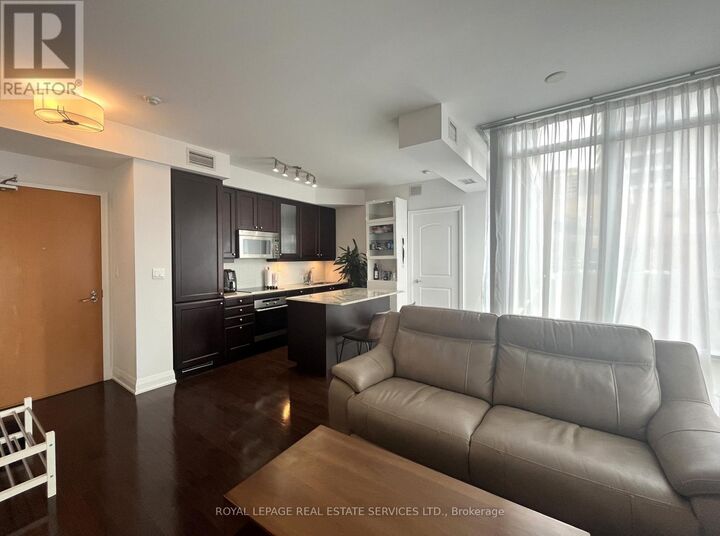 Property Photo: 1 Bedford Road 715 ON M5R 2B5