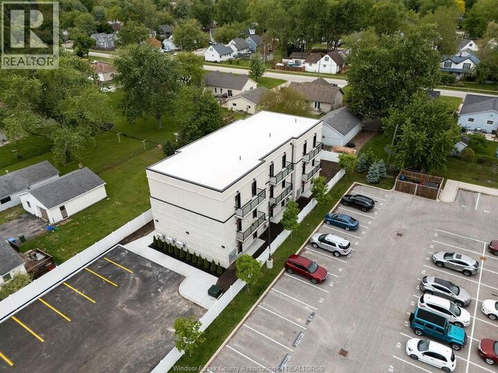 Property Photo:  133 Laird Avenue 203  ON N8M 1S4 