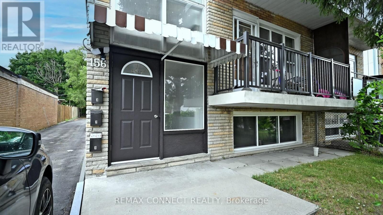 Property Photo:  156 Overbrook Place 3  ON M3H 4P9 