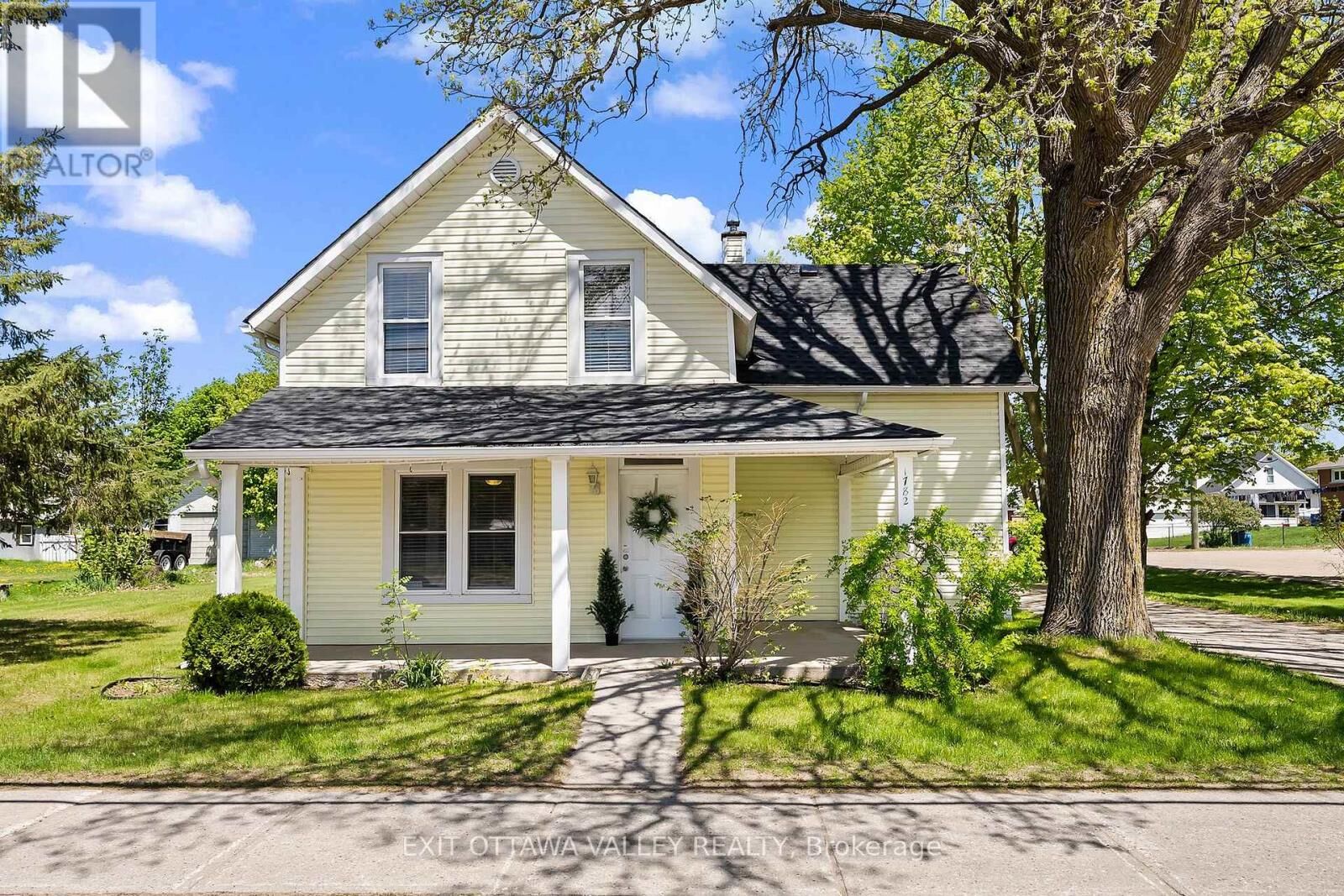 Property Photo:  1782 Beachburg Road  ON K0J 1C0 