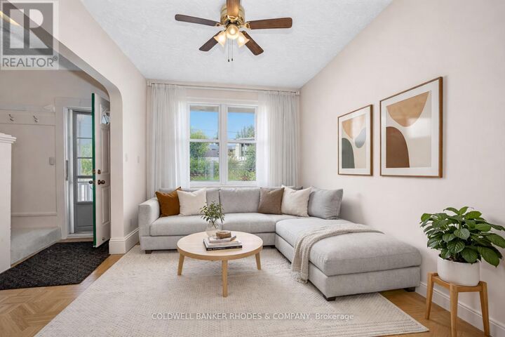 Property Photo:  1758 Scott Street  ON K1Y 2N6 