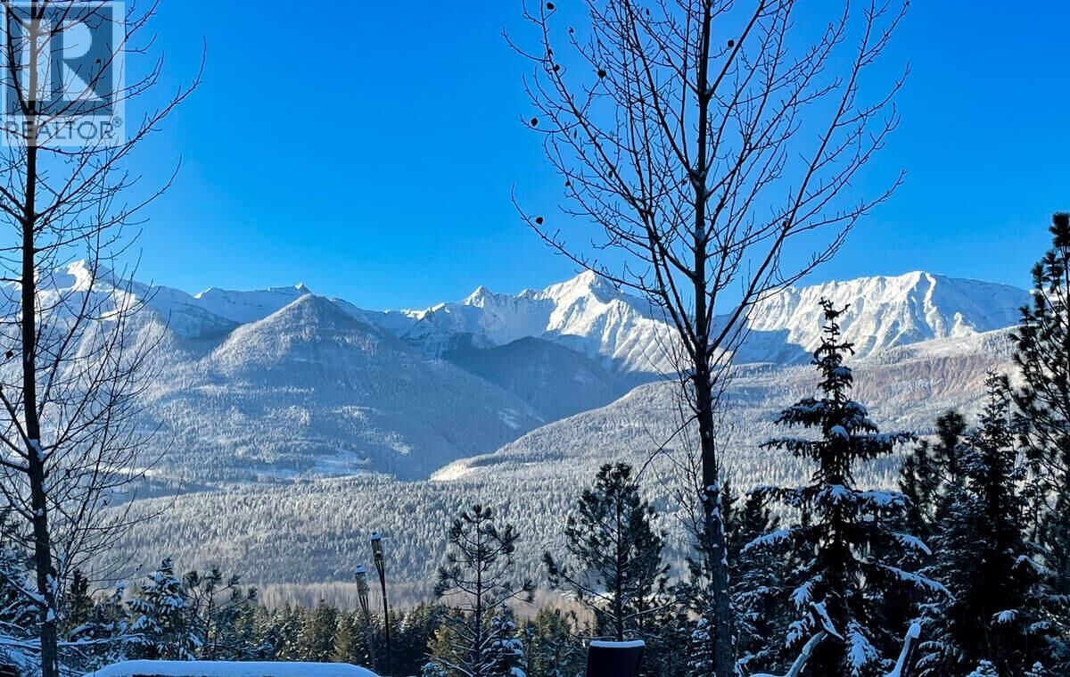 Property Photo:  542 Day Road  BC V0A 1H0 