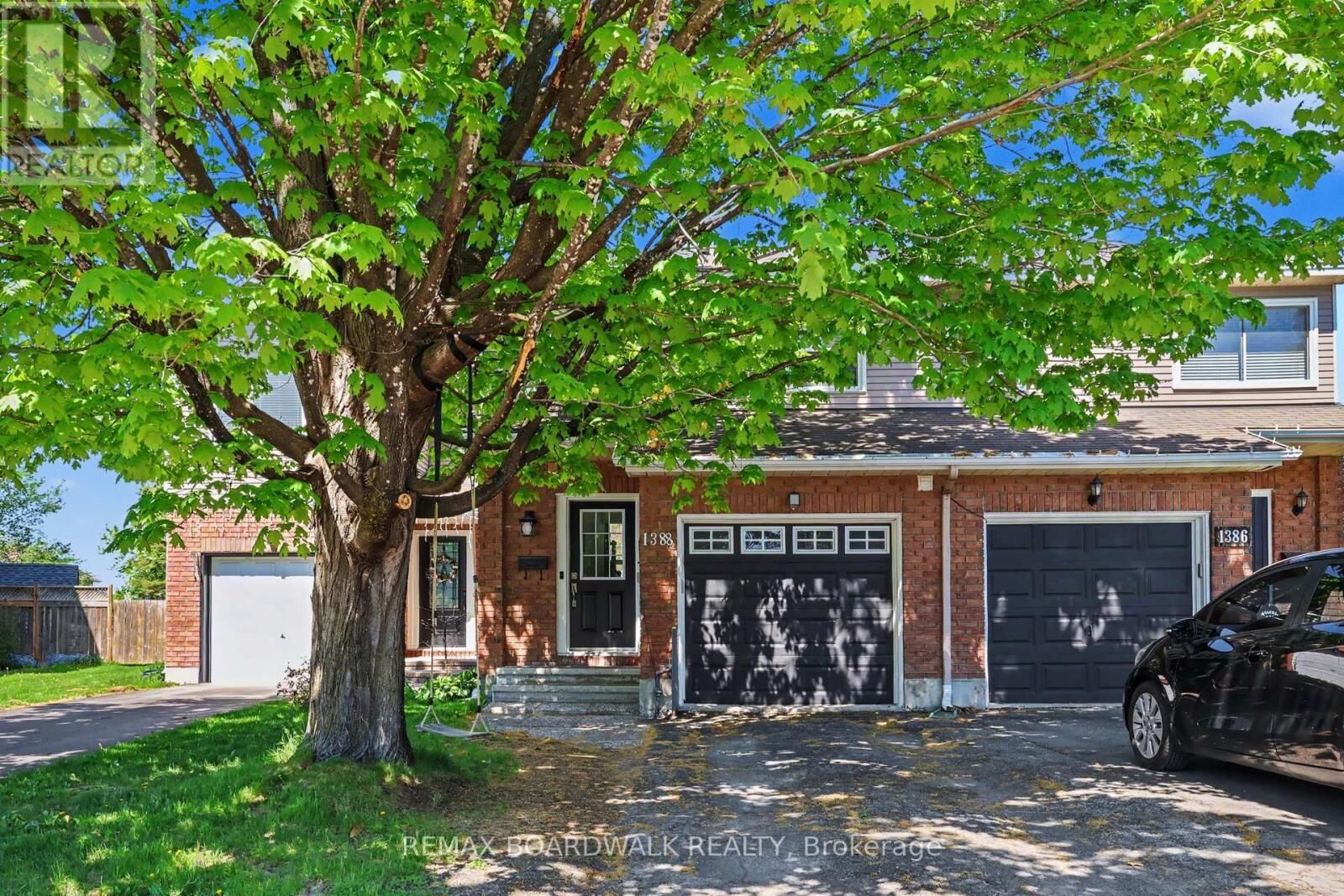 Property Photo:  1388 Beaucourt Court  ON K4A 1W3 