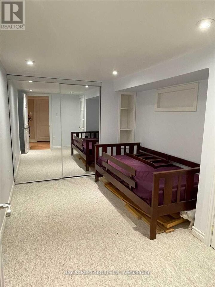 Property Photo:  56 Albright (Lower) Crescent  ON L4E 4Z4 