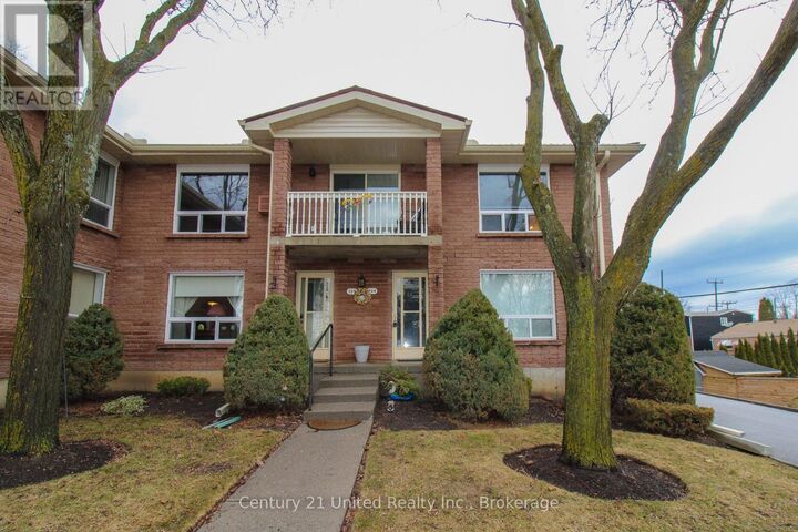 Property Photo:  1110 Clonsilla Avenue 204  ON K9J 5Y5 