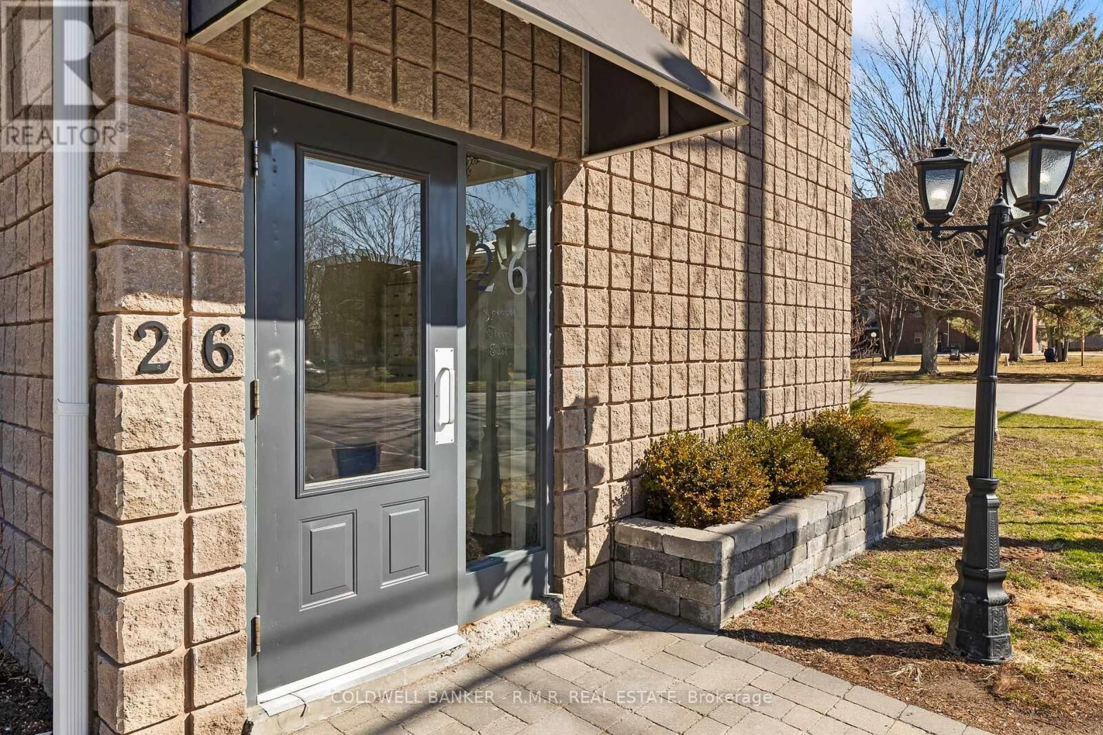 Property Photo: 26 Spencer Street East 201 ON K9A 1C2